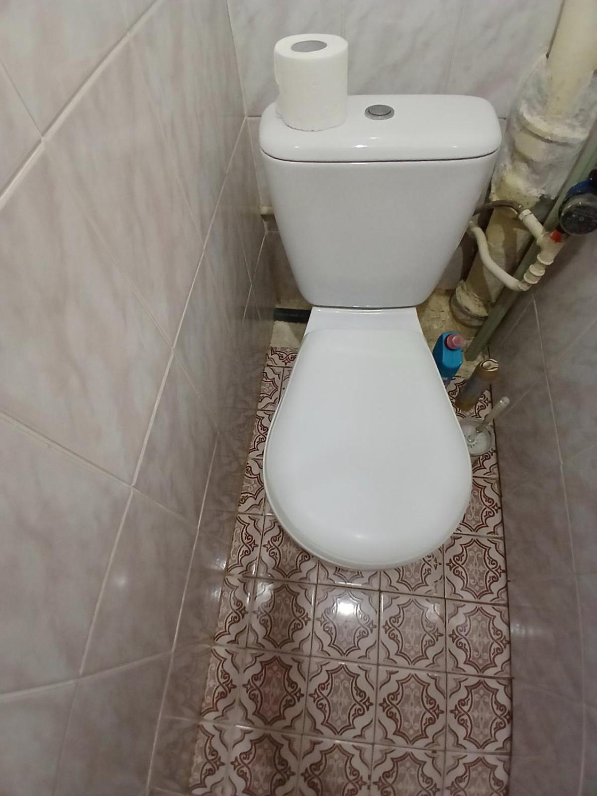 Квартира Біля Залізничного Вокзалу ヴィーンヌィツャ エクステリア 写真